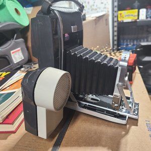Antique camera Polaroid land model 150